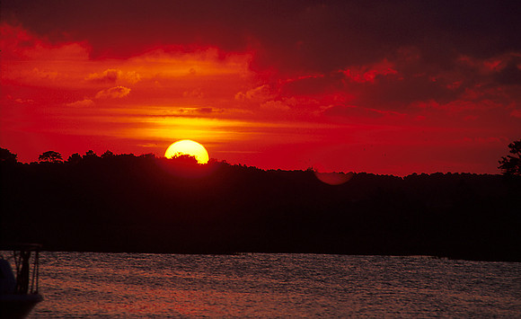 red sun set