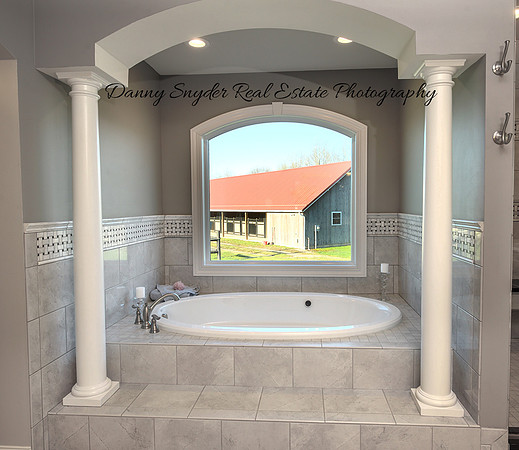 bath tub